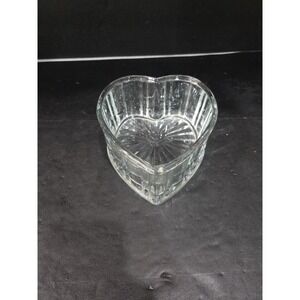 Libbey Style Heart Glass Bowl, Starburst Pattern,‎ Ribbed Glass Bowl, Glassware